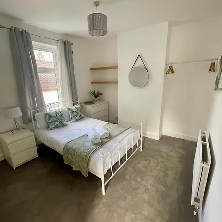 Nyaraló Ashton Gate Bs3 *